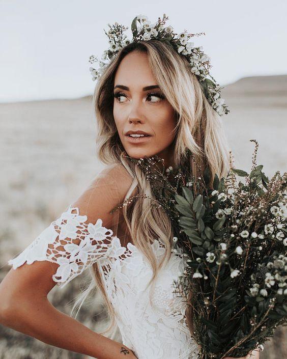 Ivory Mermaid Lace Wedding Dresses Neckline Beach Wedding Dress