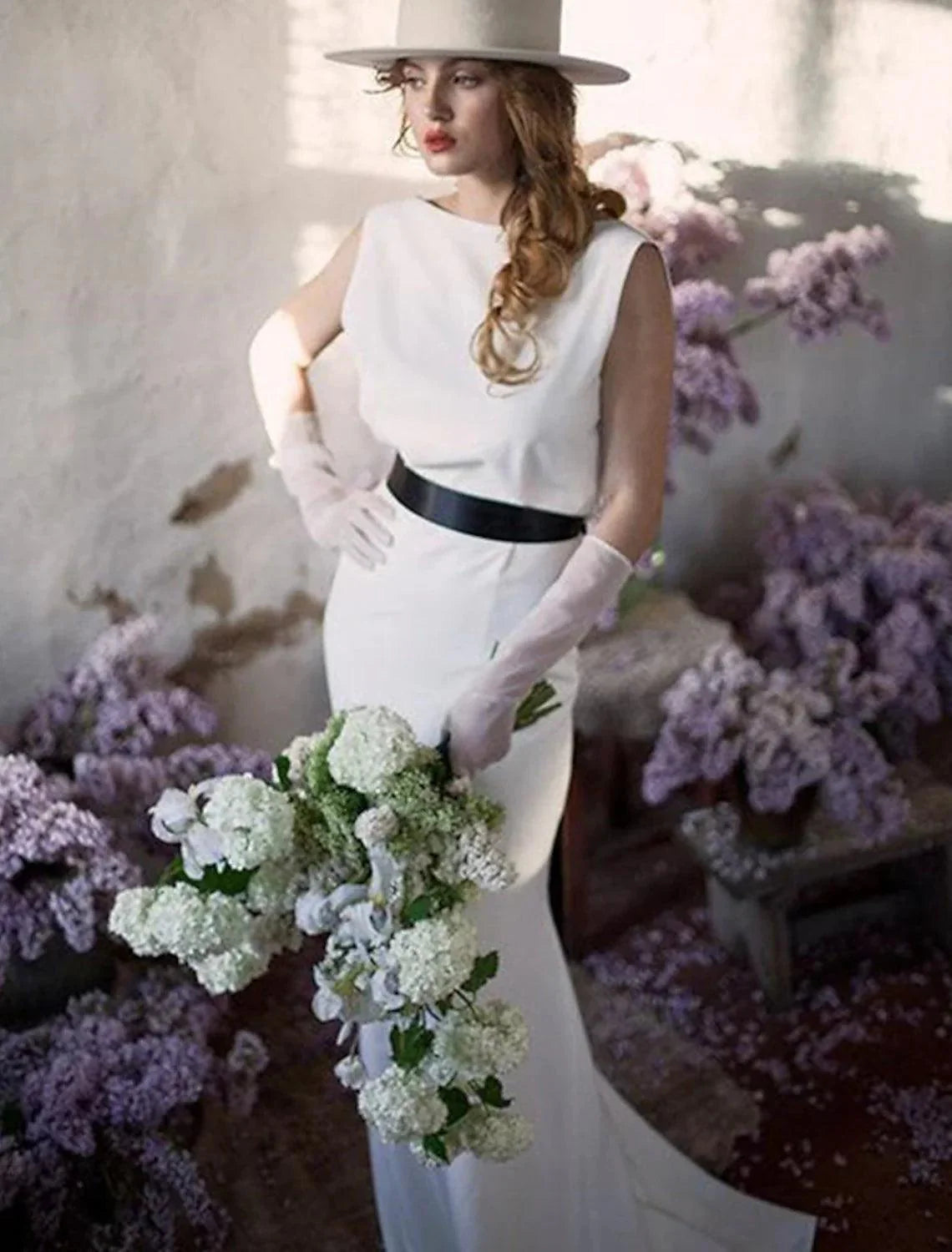 Reception Open Back Casual Wedding Dresses Sheath / Column Scoop Neck Sleeveless Sweep / Brush Train Satin Bridal Gowns With Solid Color Summer Fall Wedding Party