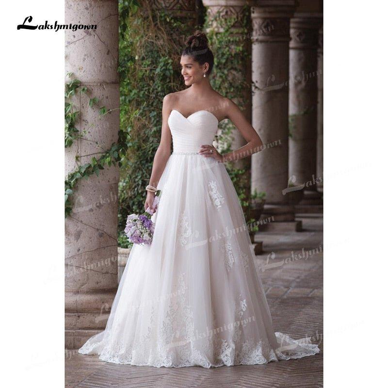NumberSea Beautifully A-Line Tulle Wedding Dresses Sweetheart Neck Strapless Sleeveless Open Back Beading Sashes Court Train Bride Gowns
