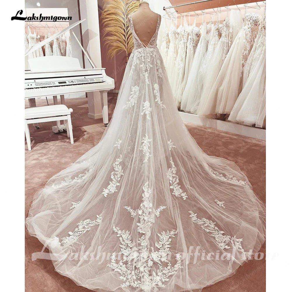 NumberSea Bohemian Lace Wedding Dresses V-Neck Appliques Spaghetti Strap A-Line Beach Bridal Dress Plus Size Wedding Gowns