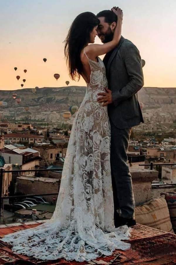 NumberSea Boho Rose Lace Sweetheart Spaghetti Strap Beach Wedding Dresses