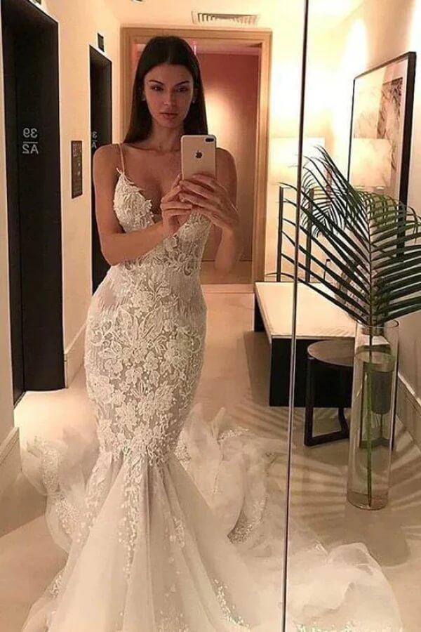 NumberSea Gorgeous Tulle Mermaid V-neck Wedding Dresses With Lace Appliques, MW1012