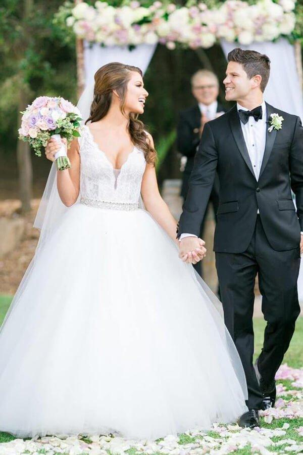 NumberSea Ivory Tulle Ball Gown V Neck Rhinestone Wedding Dresses, Bridal Gown, MW549
