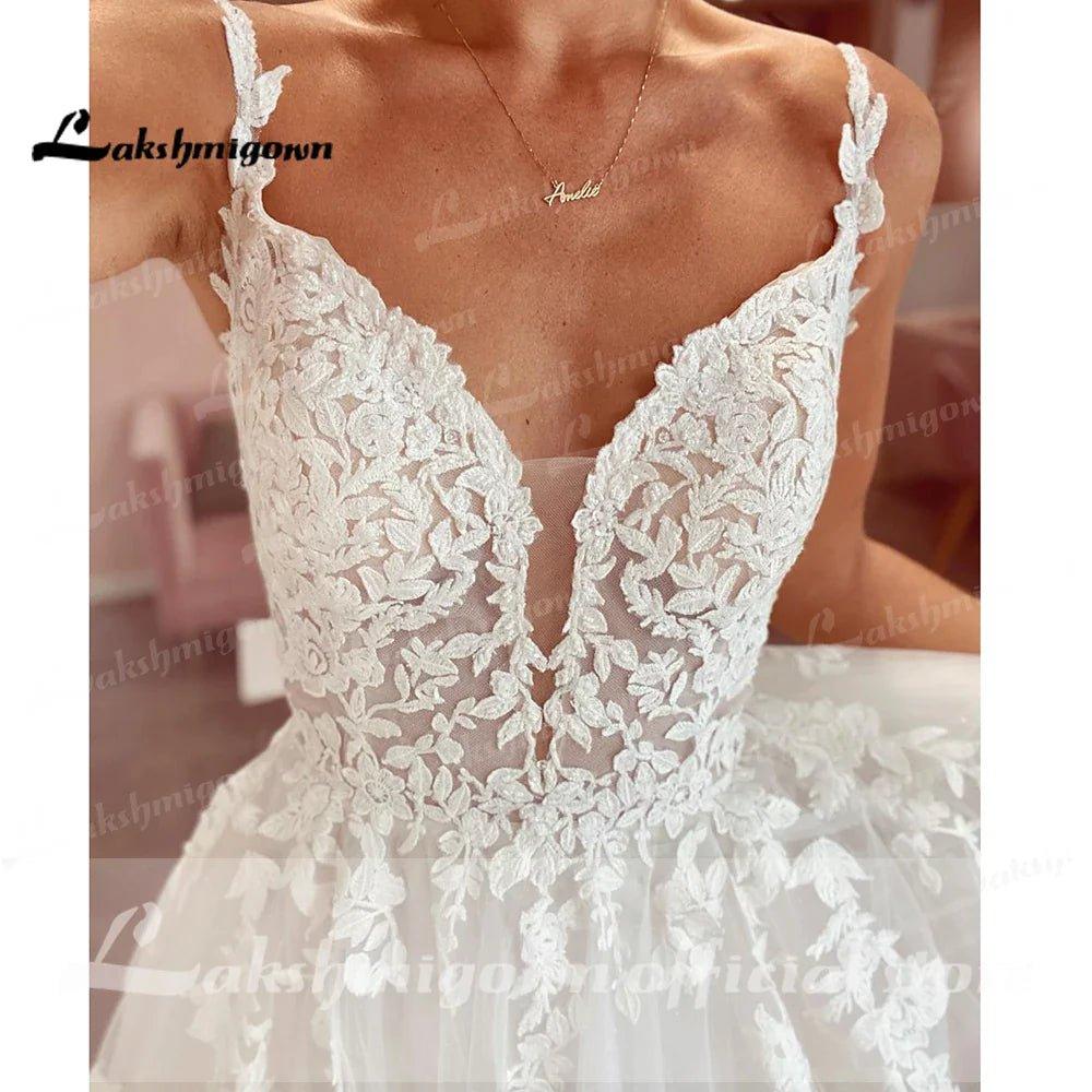 NumberSea Modest Beach Soft Tulle Wedding Dresses 2025 Lace Appliques A-Line V Neck Sweep Train Bridal Gown robe de soirée de mariage
