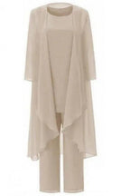 Pantsuit Mother of the Bride Dress Plus Size Elegant Chiffon Bridesmaid Dress