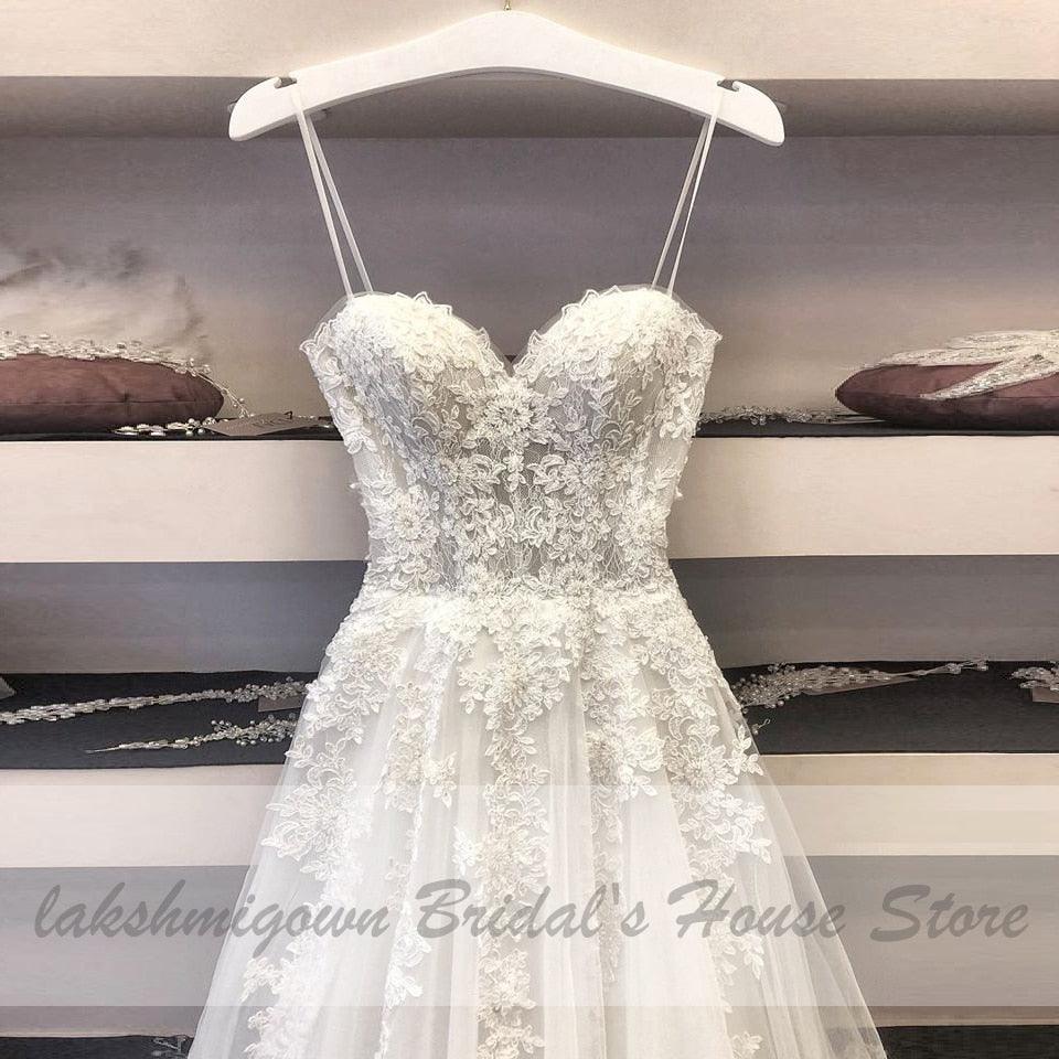 NumberSea  Trouwjurk Sexy A Line Wedding Dress Spaghetti Straps Vintage Lace Applique Beaded Off White Tulle Mariage Long Bridal Dress