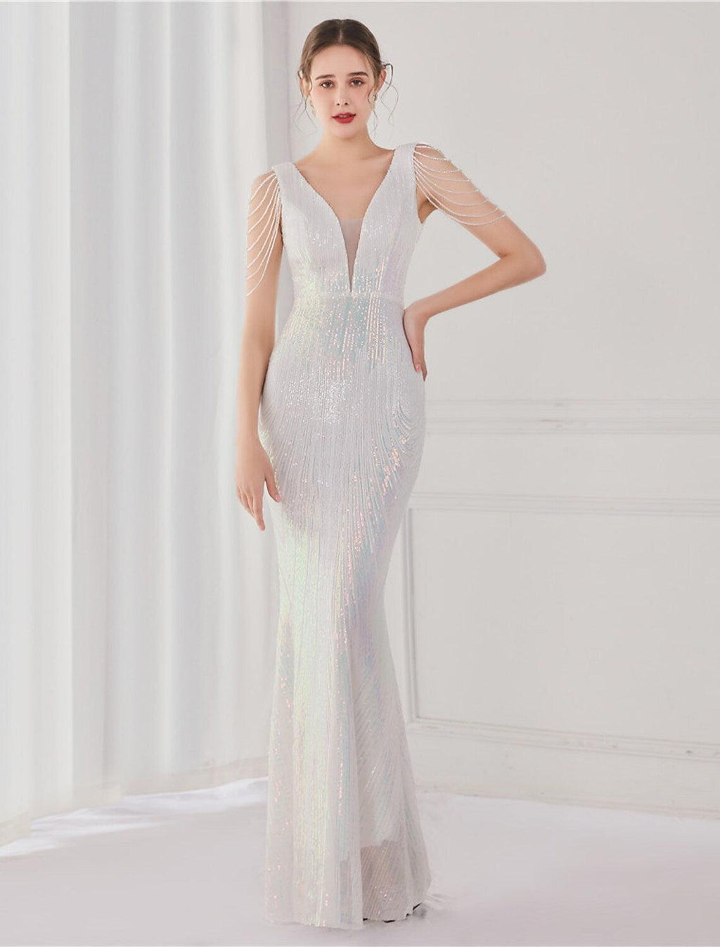 Mermaid / Trumpet Evening Gown Elegant Dress Wedding Guest Floor Length Sleeveless V Neck Sequined V Back with Sequin
