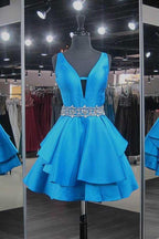 Satin V-Neck Short Homecoming Dresses with Beadings
