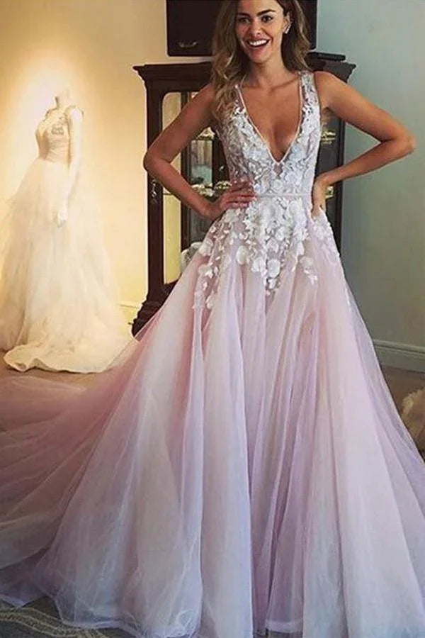 Scoop V-neck Long Wedding Dress/Prom Dress with Appliques