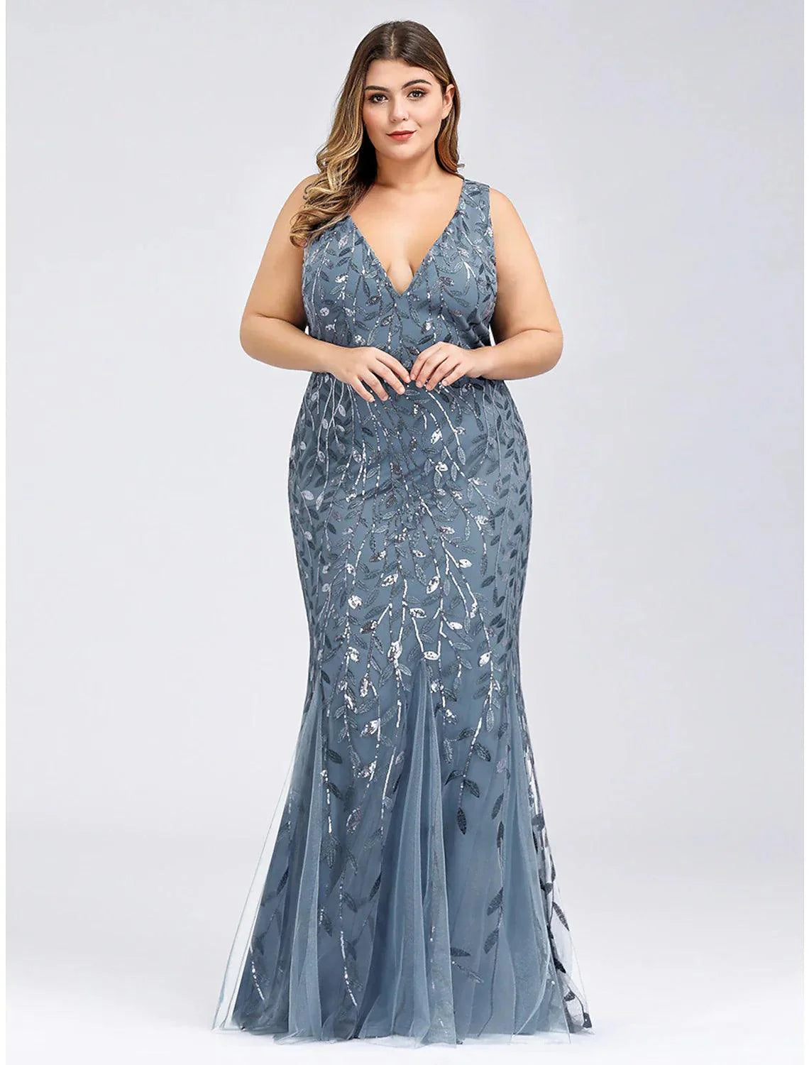Mermaid / Trumpet Evening Gown Plus Size Dress Wedding Guest Engagement Floor Length Sleeveless V Neck Lace V Back with Appliques