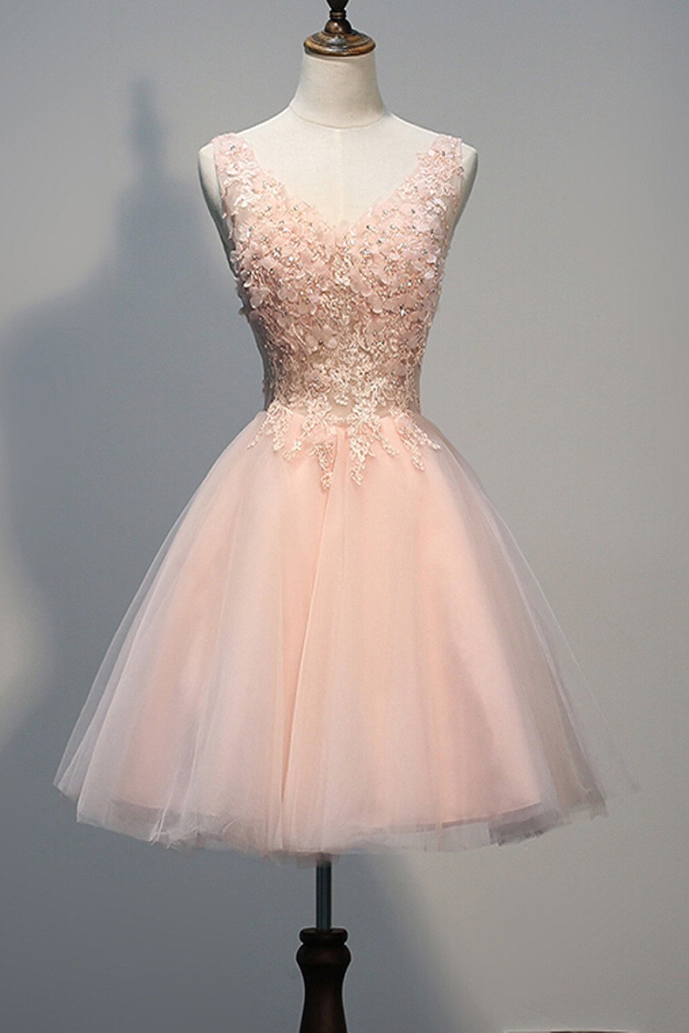 Short Open Back  Homecoming Dresses With Appliques
