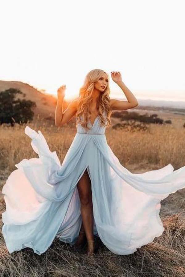 Split Rustic Wedding Dresses Beach Wedding Gown with Court Train
