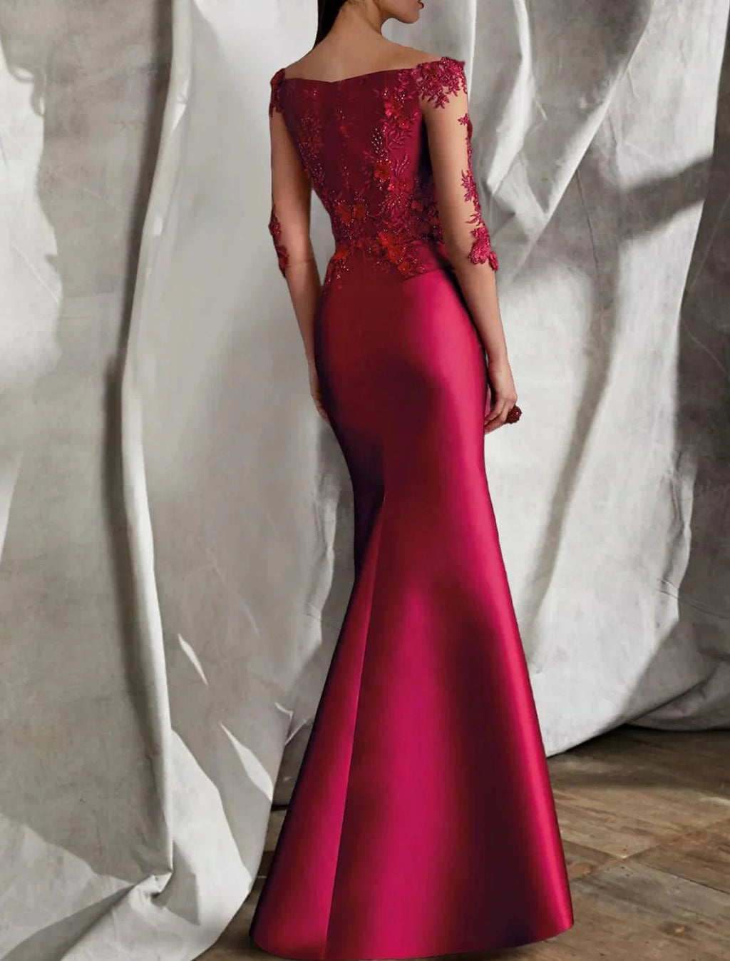 Mermaid / Trumpet Evening Gown Floral Dress Wedding Guest Engagement Floor Length 3/4 Length Sleeve V Neck Satin with Draping Slit Appliques