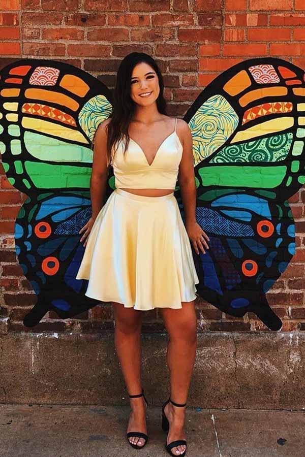 Two Piece Short Prom Dress Homecoming Dress with Tie Back