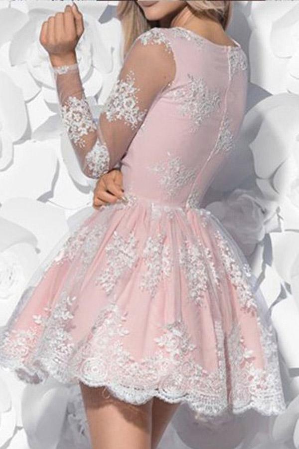 V-Neck Long Sleeves Short Tulle Homecoming Dress with Appliques