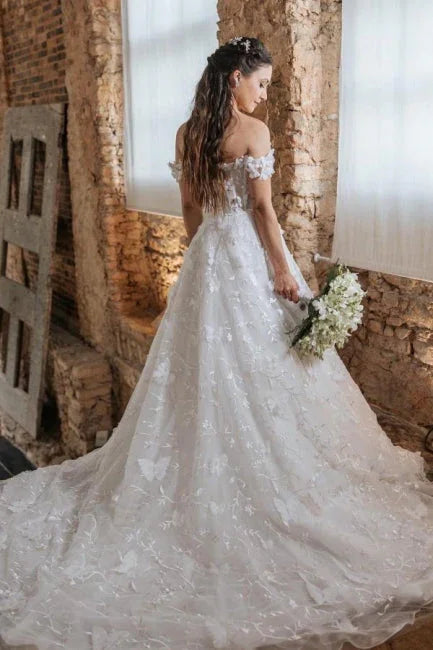 Vintage A-Line Lace Off-The-Shoulder Sleeveless Wedding Dresses With Appliques
