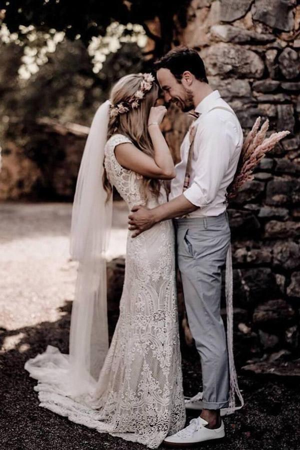 Vintage Lace Rustic Wedding Dresses Cap Sleeve Boho Wedding Gowns
